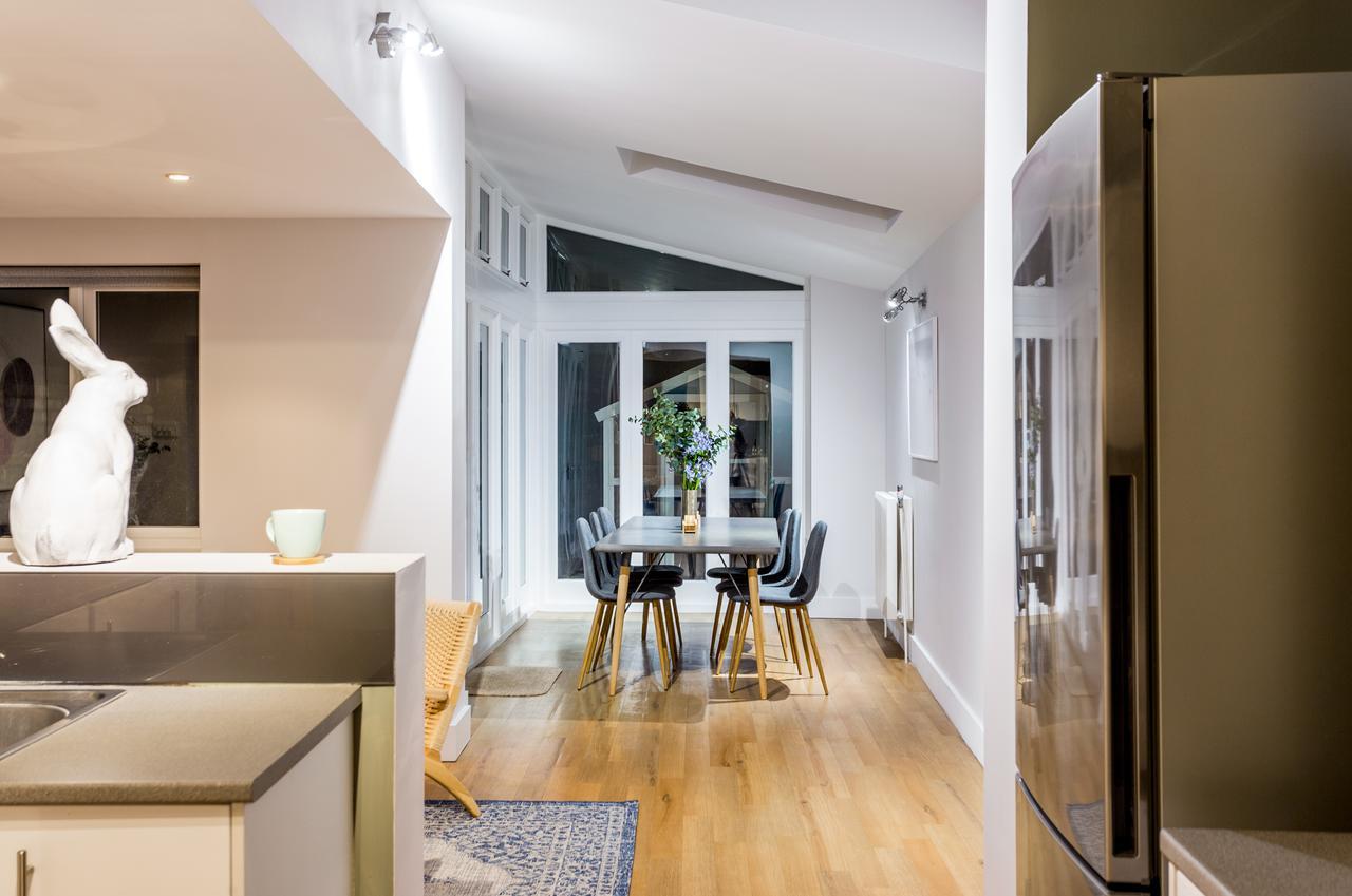The Modern Classic - Contemporary & Elegant 3Bdr Home كامبريدج المظهر الخارجي الصورة